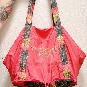 VICTORIA'S SECRET FOLD UP TOTE